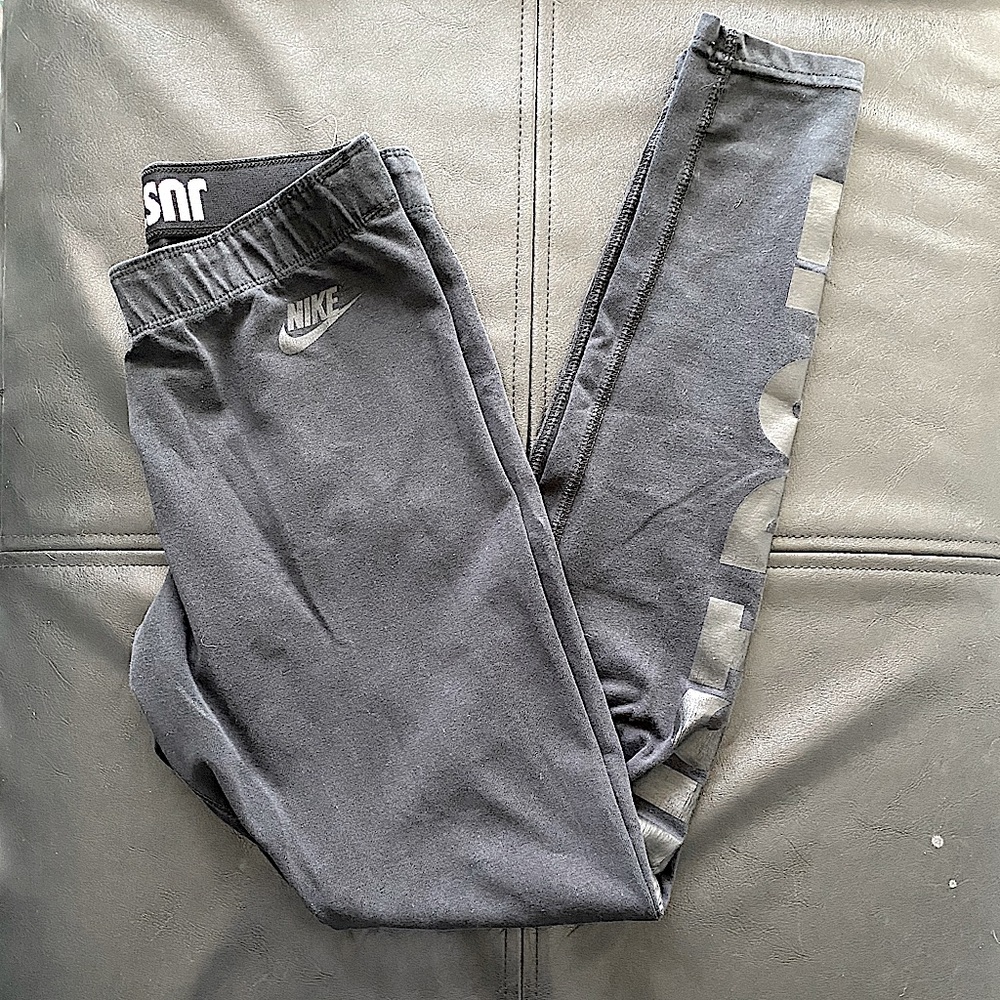 Nike leggings